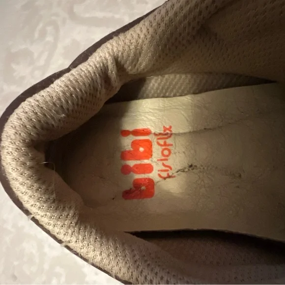 BiBi Tan and Brown Baby Walker Shoes Size 5.5 - Picture 8 of 9